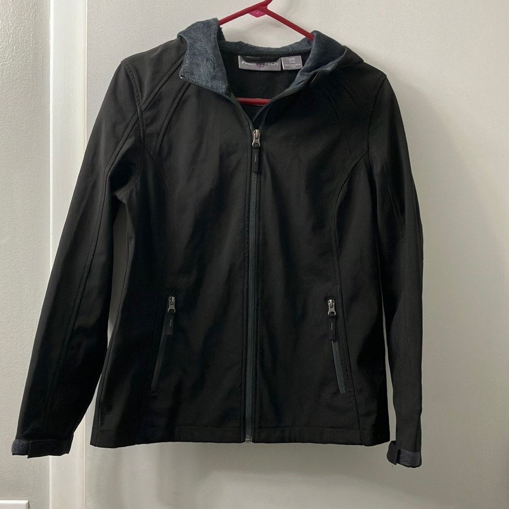 Ladies Freetech small jacket!